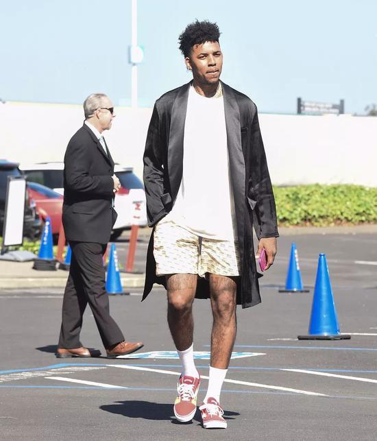 文班亚马的 文班亚马的